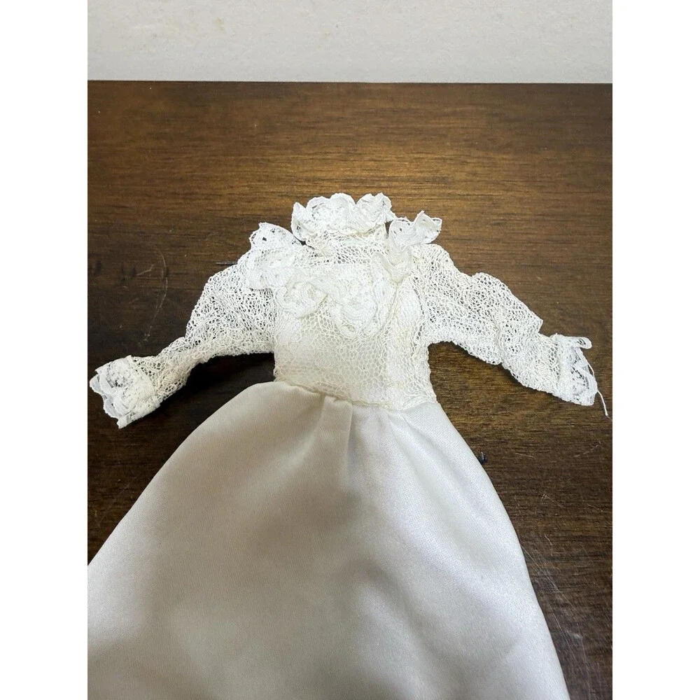 Mattel Barbie Family Tracy Bride Original High Neck Wedding Dress 1982